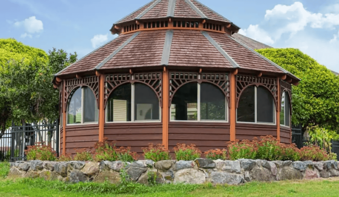 Gazebo Update in Hinckley, IL