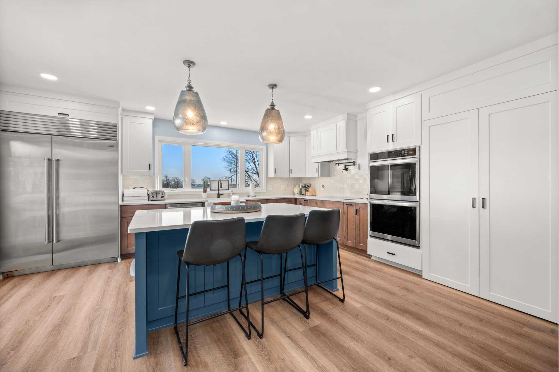 Farmhouse Kitchen Makeover